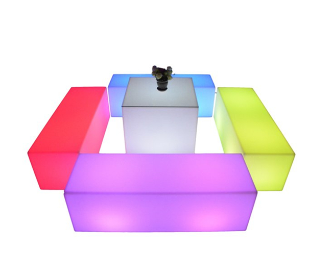 Il quadrato diritto LED del partito accende la seduta disponibile a pile di sei persone del banco