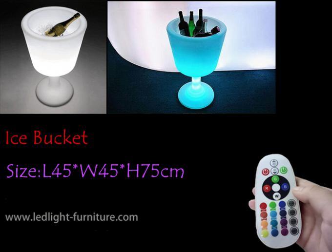 Materia plastica di RGB LED del secchiello del ghiaccio del partito del PE a forma di di vetro del dispositivo di raffreddamento per il night-club