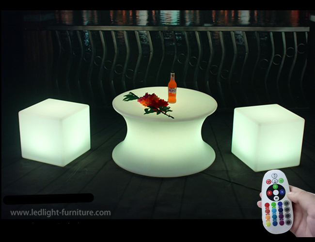 Il cambiamento di colori di RGB accende il tavolino da salotto con intercambiabile e telecomandato