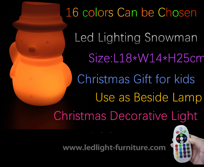 Luce notturna di plastica del pupazzo di neve di Natale del PE LED a pile per il regalo dei bambini