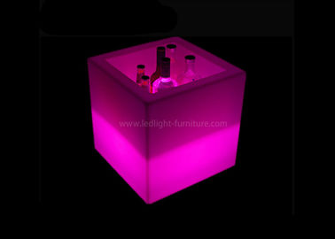 Porcellana Secchiello del ghiaccio telecomandato del quadrato LED ricaricabile per l'esposizione del vino di Antivari fornitore