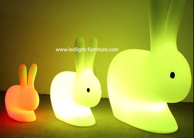 Porcellana Il coniglio ricaricabile accende le feci per il gioco dei bambini e la decorazione di festa di Pasqua fornitore