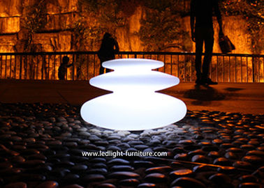 Porcellana Lampade da tavolo senza cordone decorative di nozze economizzarici d'energia con i multi effetti della luce fornitore