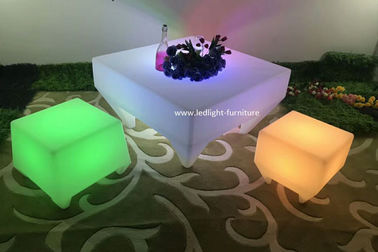Porcellana Luminosità all'aperto della mobilia del partito di RGB LED di progettazione unica con telecomando fornitore