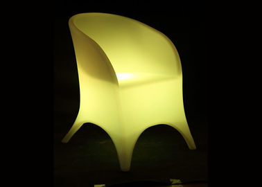 Porcellana Configurazione della batteria nella sedia variopinta del sofà della mobilia di incandescenza per la decorazione all'aperto del giardino fornitore