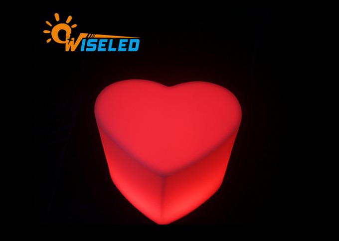 Panchetto della lampada principale incandescenza a forma di cuore infrangibile portatile della sedia del LED Antivari per noleggio del partito