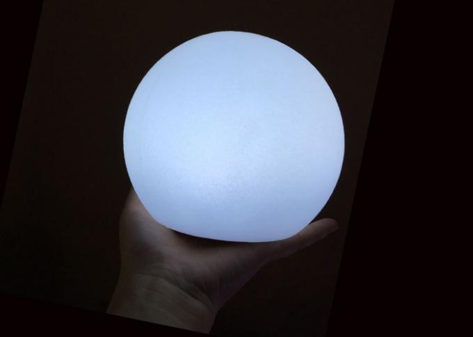 La palla principale d'ardore di 15 cm accende la luce notturna impermeabile della camera da letto dei bambini