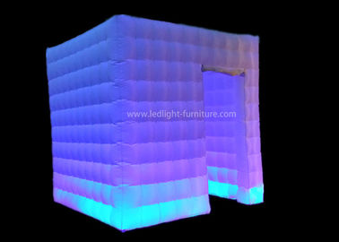 Porcellana Cabina gonfiabile bianca della foto del cubo di Oxford LED con 16 colori che cambiano le luci fornitore
