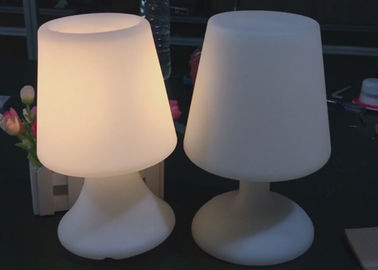 Porcellana Potenza della batteria decorativa delle lampade da tavolo di uso LED della mobilia di Antivari con la funzione di attenuazione fornitore