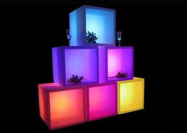 Porcellana secchiello del ghiaccio aperto di Antivari della parte posteriore del cubo della luce del cubo di 40X40X40cm LED per l'esposizione della bevanda fornitore